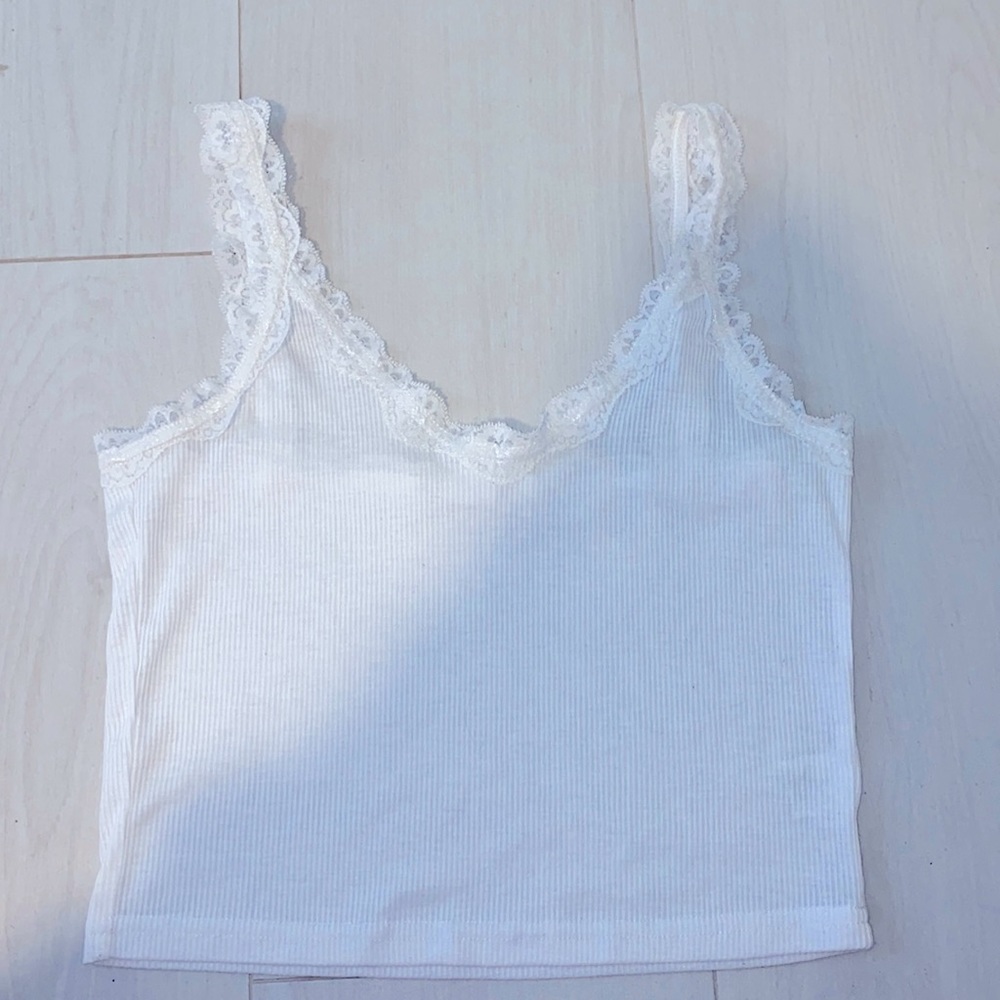 White lace tank top